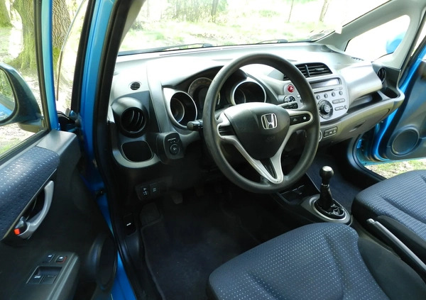 Honda Jazz cena 20000 przebieg: 170000, rok produkcji 2010 z Kargowa małe 154